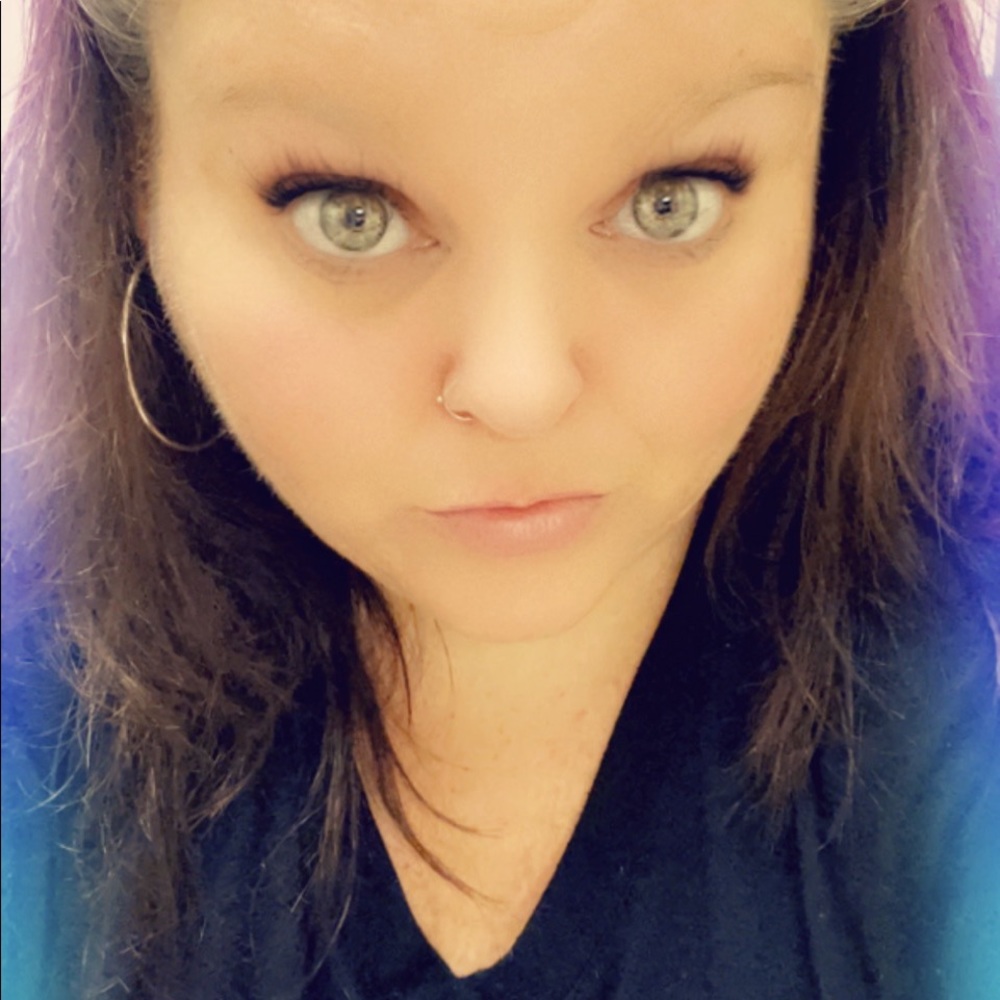 Meet your Posher, Dawn